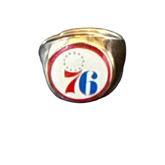 Philadelphia 76ers Vintage Team Logo Fan Ring NBA Collectible Jewelry Size 7 - Picture 1 of 6